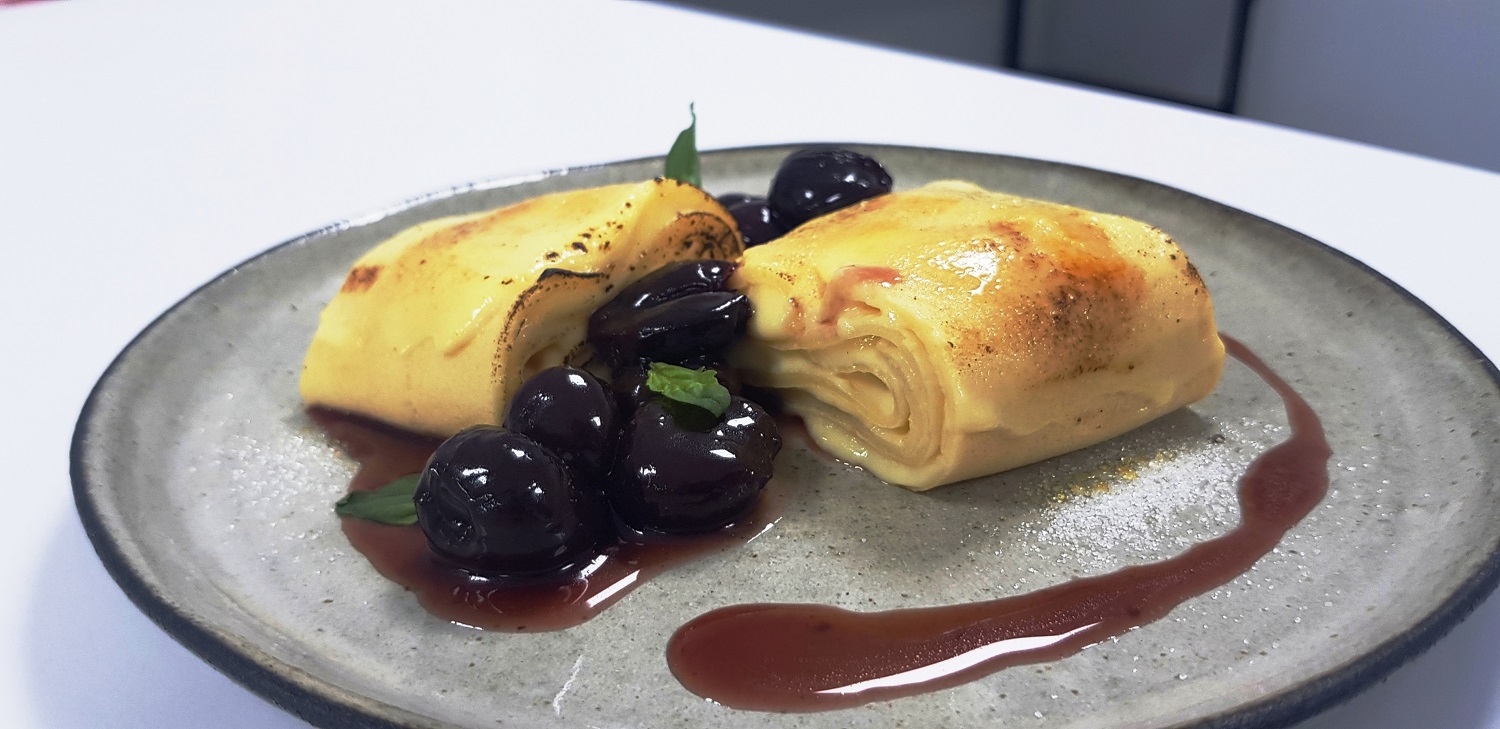 Pancakes_with_cherries