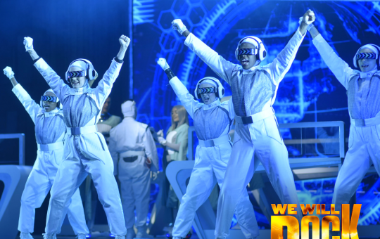We Will Rock You FrontRowJoziStyle (3)